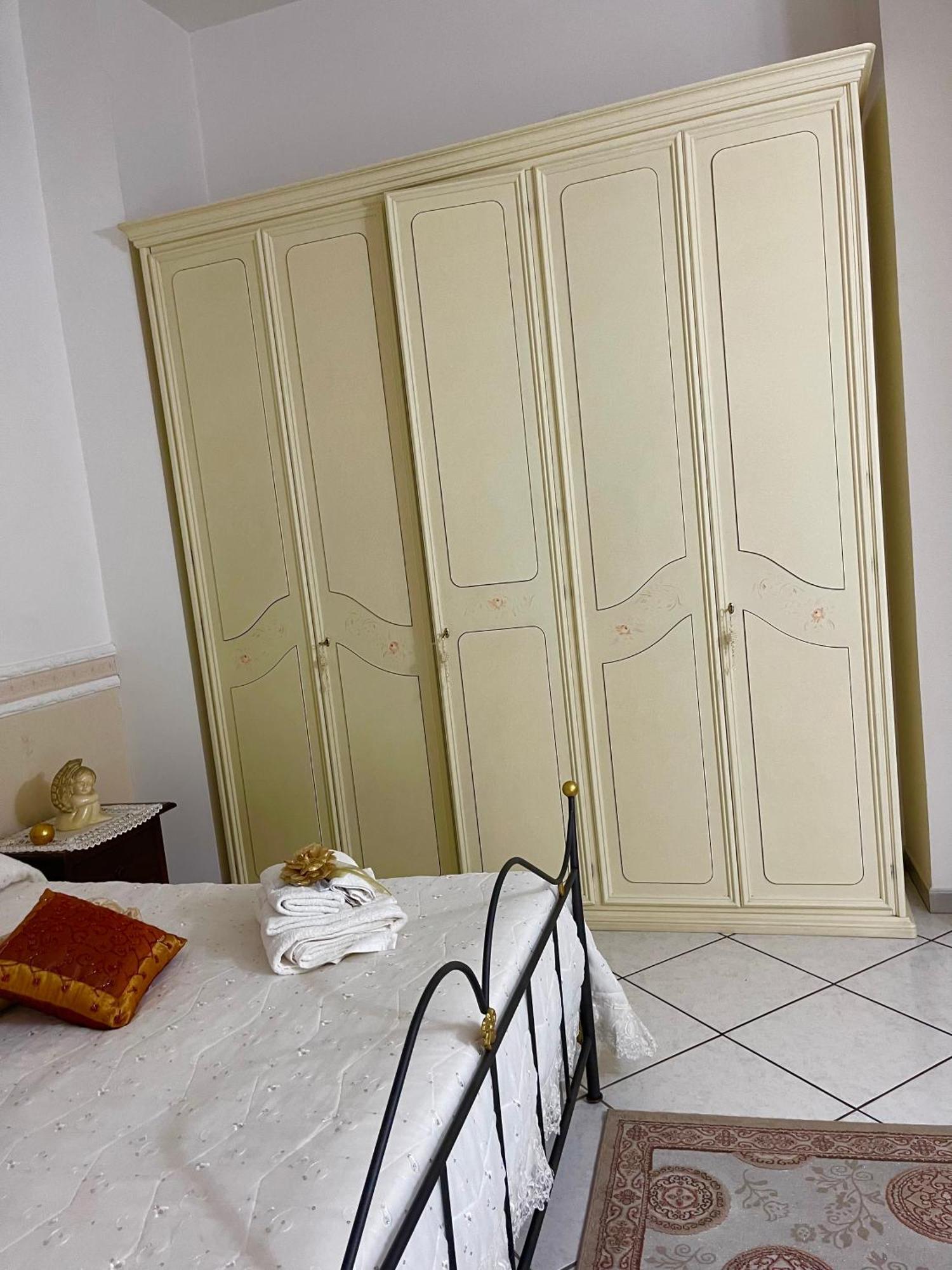 Ferienwohnung Holiday House Il Castello Di Anna Vietri Exterior foto